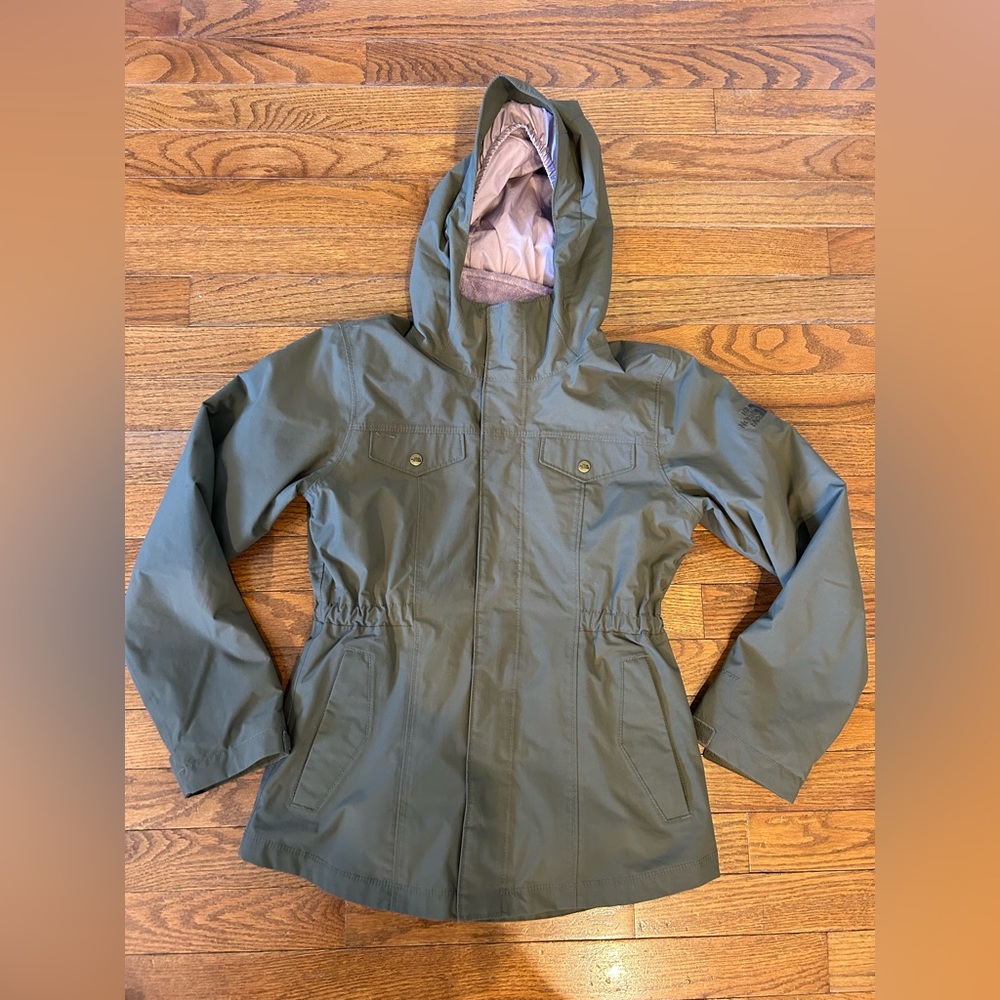 Girls North Face 10/12